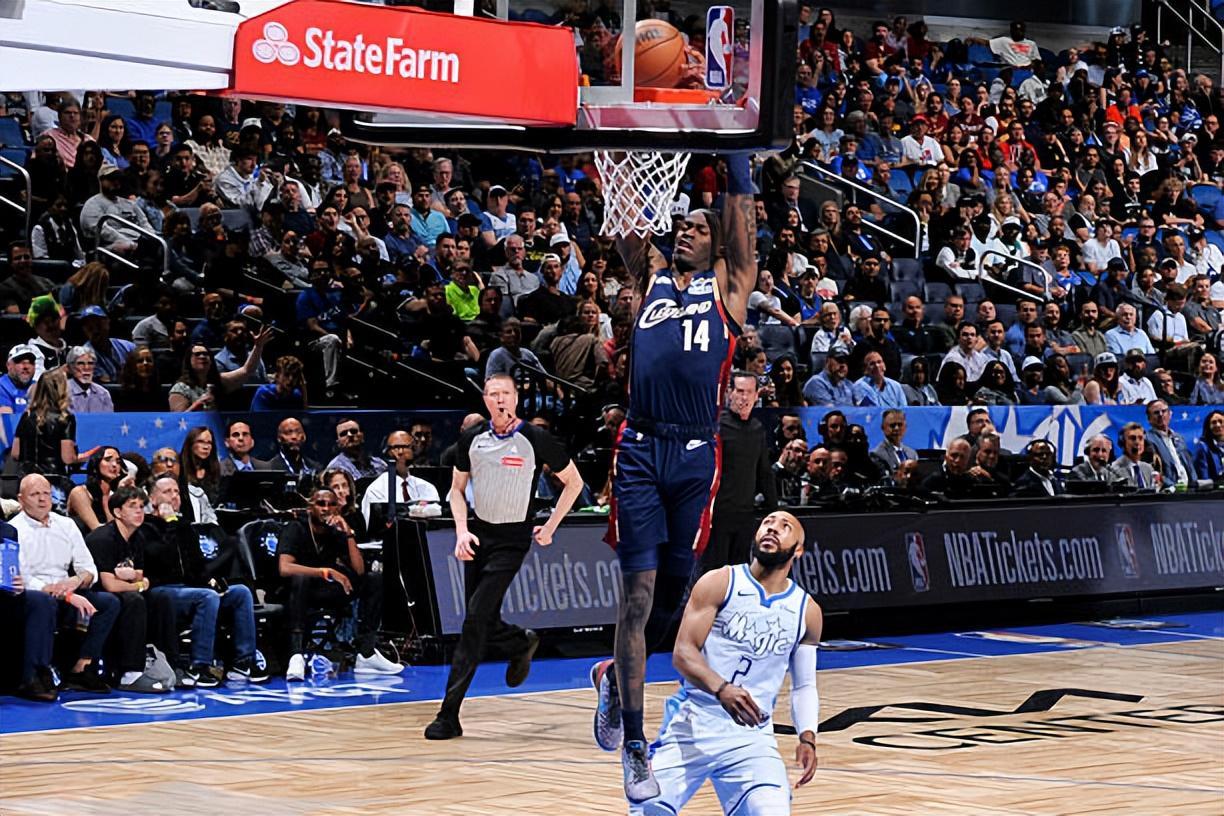 开云网页-迅速找回了顶级3D后场的水准，骑士真是从国王白捡了一个大宝贝？