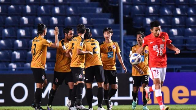 开云下载-【亚冠】宁浩旭造对手乌龙 广州队1比5泰港6战全败